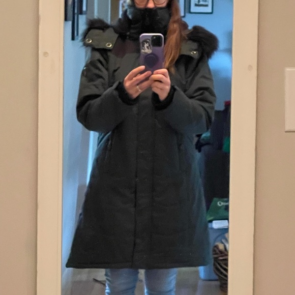 Forest Green with Black trim Winter Parka like new - Picture 3 of 9